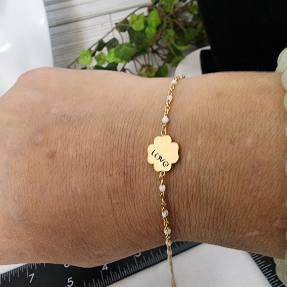 18k Gold Stainless Steel Dainty Clover Love Chain Bracelet - Picture 5 of 7